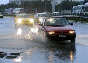 Με βροχή η έξοδος των εκδρομέων της Πρωτοχρονιάς