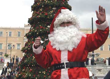 Για ξενόφερτο Αη Βασίλη έκανε λόγο ο αρχιεπίσκοπος Χριστόδουλος