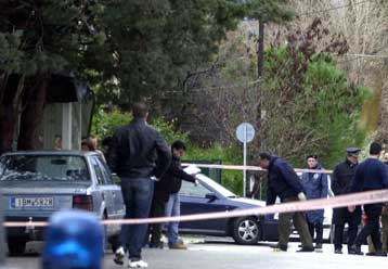 Οι έρευνες για τη δολοφονία Αμανατίδη στράφηκαν στα υπολείμματα της τρομοκρατίας