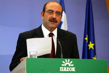 Επανάληψη γνωστών εξαγγελιών, σχολιάζει το ΠΑΣΟΚ για τις συναντήσεις του πρωθυπουργού