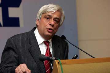 Αυξήσεις χαμηλότερες του 3% στα ανταποδοτικά τέλη των δήμων ζητά η ΕΣΕΕ