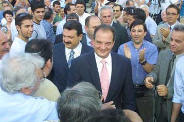 Μήνυμα Καραμανλή από την Κάρπαθο για τον ευρωπαϊκό προσανατολισμό της Αγκυρας