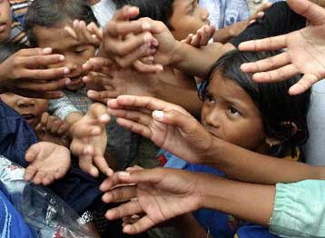Πάνω από ένα εκατ. ευρώ συγκέντρωσε η δημοπρασία συλλεκτικών αντικειμένων από τη ΝΕΤ