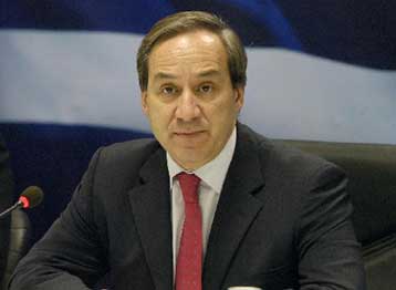 Στο 6,5% του ΑΕΠ εκτοξεύθηκε το δημοσιονομικό έλλειμμα το 2004