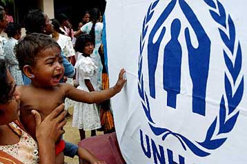 Ο Κόφι Ανάν στη Σρι Λάνκα των 30.680 θυμάτων και της απίστευτης καταστροφής