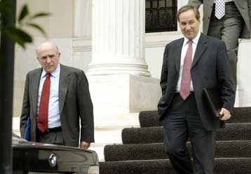 Σύσκεψη στο Μαξίμου για να μη χαθούν οι χρηματοδοτήσεις του Γ ΚΠΣ