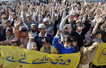 Έντεκα νεκροί στο βόρειο Πακιστάν στη διάρκεια ένοπλων συγκρούσεων