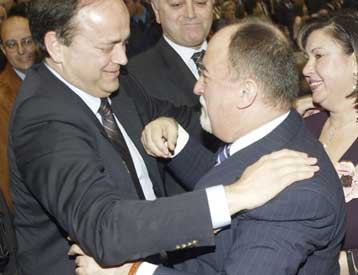 Βεβαιότητα για την επιστροφή Τσιτουρίδη στην κυβέρνηση εξέφρασε ο Αδάμ Ρεγκούζας