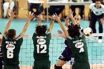 Ο Ηρακλής μετέτρεψε σε περίπατο το ντέρμπι με τον ΠΑΟ, με νίκη 3-0 σετ