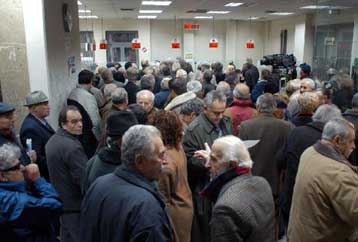 «Αγκάθι» για τους συνταξιούχους η διεκδίκηση των αναδρομικών του ΛΑΦΚΑ