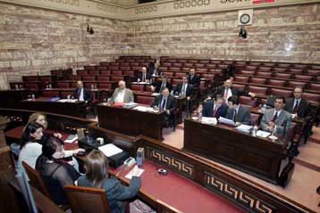 Την κατ αντιπαράσταση εξέτασή του με τον Ακη Τσοχατζόπουλο ζητά ο Γ.Γιαννίκος