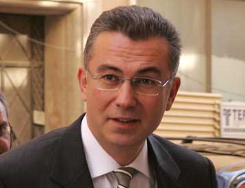 Ανοιχτό διατηρεί η κυβέρνηση το ενδεχόμενο Εξεταστικής για το χρηματιστήριο