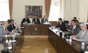 Την Τρίτη οι αποφάσεις των κομμάτων της Εξεταστικής για το πόρισμα των εξοπλιστικών