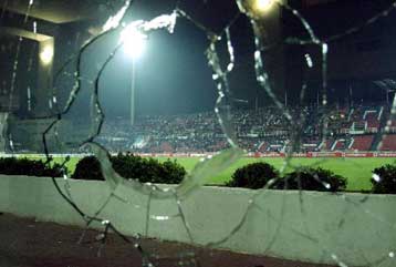 Καταδικάζει τα επεισόδια στη Νέα Σμύρνη ο Ολυμπιακός