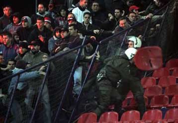 Να προσκομίσουν τα εισιτήρια για τη Θύρα 7 ζητά ο Πανιώνιος από τους οπαδούς του