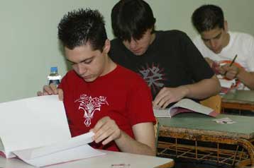 Αδικη βαθμολόγηση γραπτών στις Πανελλήνιες αποκαλύπτει έρευνα καθηγητών