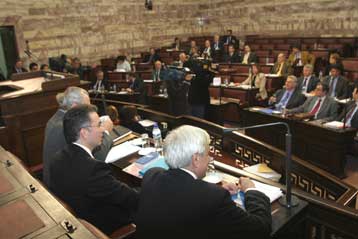 Συνεχίζεται την Τετάρτη η συζήτηση για το επίμαχο νομοσχέδιο για το «βασικό μέτοχο»