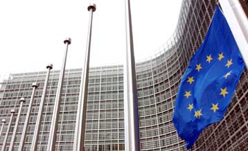 Πιο αισιόδοξες οι εκτιμήσεις της Κομισιόν για την οικονομία της ευρωζώνης το α΄τρίμηνο