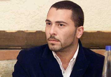 Παρατυπία στην απαλλαγή στράτευσης του τραγουδιστή Βαλάντη