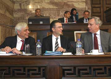 Υπερψηφίστηκε στην αρμόδια επιτροπή της Βουλής ο «βασικός μέτοχος»