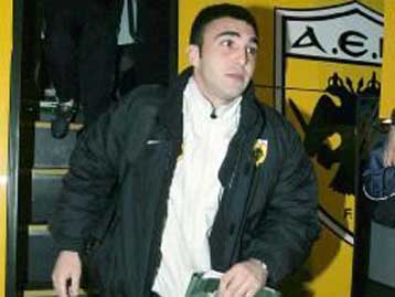 Παρελθόν ο Αμπονσά από την ΑΕΚ-Μυστήριο με την μπλε κάρτα του Μάλμπασα