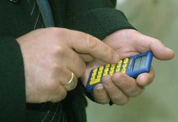 Οι Έλληνες περισσότεροι εξοικειωμένοι με το ευρώ στην ευρωζώνη