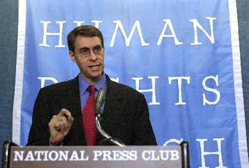 Για παραβίαση των ανθρωπίνων δικαιωμάτων καταγγέλλονται ΗΠΑ και Σουδάν