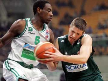 Ο Παναθηναϊκός νίκησε 80-71 την Μπενετόν και ισοβαθμεί με την Ούλκερ