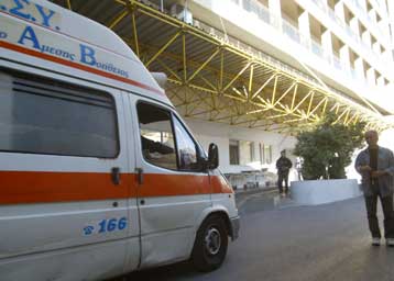 Ικανοποιημένος από την αιφνιδιαστική επίσκεψη στον «Ευαγγελισμό» ο Κ.Καραμανλής