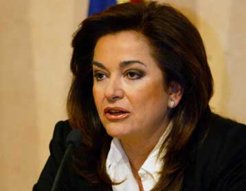 «Όχι» στις διαγραφές και ενστάσεις για το «βασικό μέτοχο» από τη Ντ.Μπακογιάννη