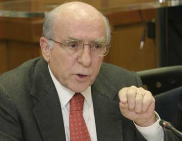 Τρεις νέους σταθμούς θα αποκτήσει η γραμμή Εθνικής Αμυνας του μετρό έως το 2008