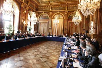 Συνάντηση δημάρχων ευρωπαϊκών πρωτευουσών για παροχή βοήθειας προς τη ΝΑ Ασία