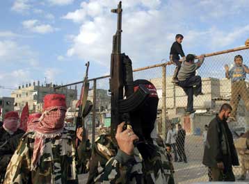 Αναβάλλεται η μεγάλη επιχείρηση του Ισραήλ κατά των Παλαιστίνιων μαχητών