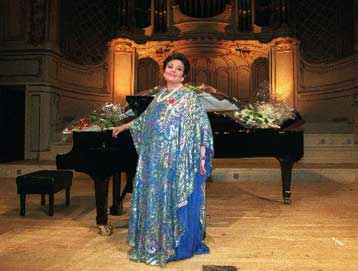 «Έφυγε» στα 82 της χρόνια η σοπράνο Βικτόρια ντε λος Ανχελες