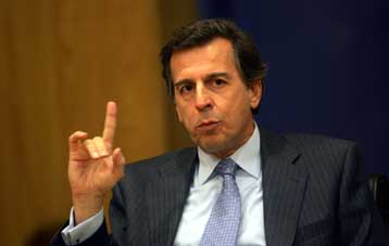 Με γοργούς ρυθμούς η ιδιωτικοποίηση των Ολυμπιακών Αερογραμμών, δηλώνει ο Μ.Λιάπης