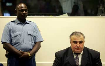 Ποινές κάθειρξης σε δύο Σερβοβοσνίους για το ρόλο τους στη σφαγή της Σρμπρένιτσα