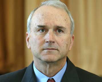 Απάντηση Π.Μανούσου σε δημοσιεύματα για τους λόγους της παραίτησής του