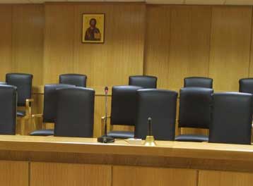 Ταχεία διαλεύκανση των φαινομένων διαφθοράς στον κλάδο ζητούν οι δικαστές