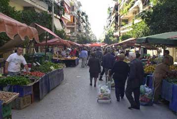 Ανατιμήσεις σε πετρέλαιο, οπωροκηπευτικά και φάρμακα πλήττουν τους καταναλωτές