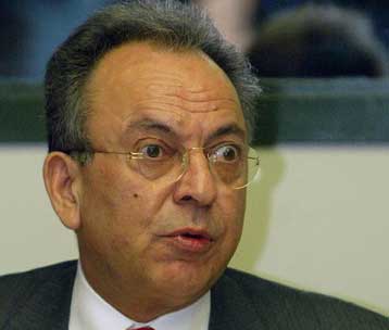 Με λιγότερα δικαιολογητικά η ίδρυση νέων επιχειρήσεων