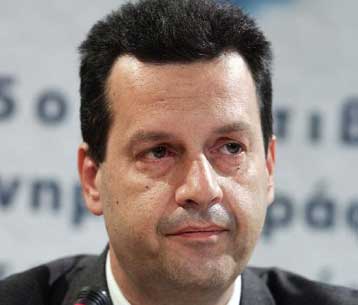 Επιδόθηκαν στο ΥΠΕΞ τα χρήματα από τον τηλεμαραθώνιο για τους πληγέντες στη ΝΑ Ασία