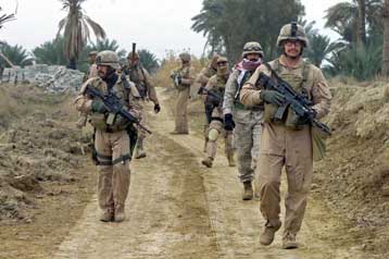 Χρονοδιάγραμμα αποχώρησης από το Ιράκ ζητά η Βρετανία από τις ΗΠΑ, σύμφωνα με δημοσίευμα