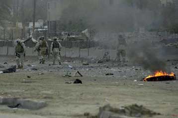 Στο «χορό» των εκτελέσεων παραμένει το Ιράκ με τη δολοφονία δύο Δυτικών ομήρων