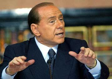 «Στοπ» στα φάρμακα ζητά από τους Ιταλούς ο Μπερλουσκόνι για ελάφρυνση των ταμείων