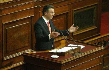 Υπερψηφίστηκε και κατ άρθρο ο «βασικός μέτοχος» στην Ολομέλεια της Βουλής