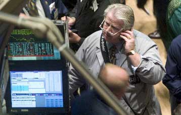 Στο «κόκκινο» η Γουόλ Στριτ και τα ευρωπαϊκά χρηματιστήρια την Πέμπτη