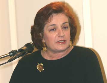 «Παράθυρο» αναγνώρισης των πτυχίων των κολεγίων από την υπουργό Παιδείας