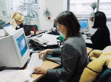 Στο πεδίο των δαπανών θα δοκιμασθεί η αξιοπιστία της οικονομικής πολιτικής, λέει το ΚΕΠΕ