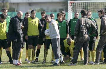 Επιστροφή στις νίκες θέλει η ΑΕΚ κόντρα στο Αιγάλεω – Στη Νεάπολη δοκιμάζεται ο ΠΑΟ