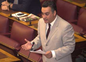 Κόντρα στη Βουλή για υπόθεση επαναφοράς λιμενοφύλακα στην ενεργό δράση